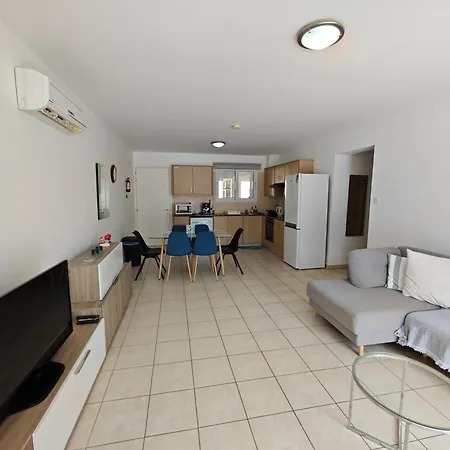 Family Friendly Varnava Gardens Paralimni