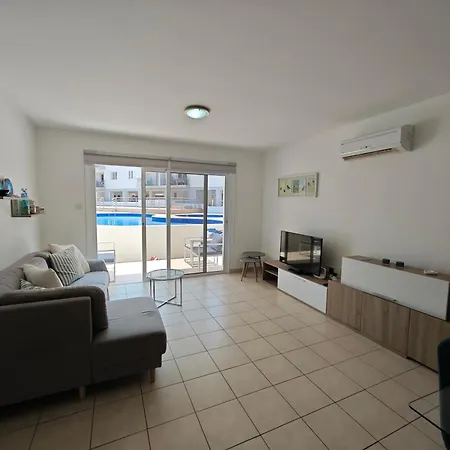 Apartment Family Friendly Varnava Gardens *