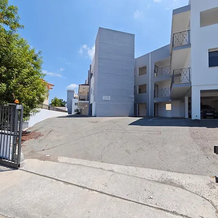 Family Friendly Varnava Gardens Apartment Paralimni